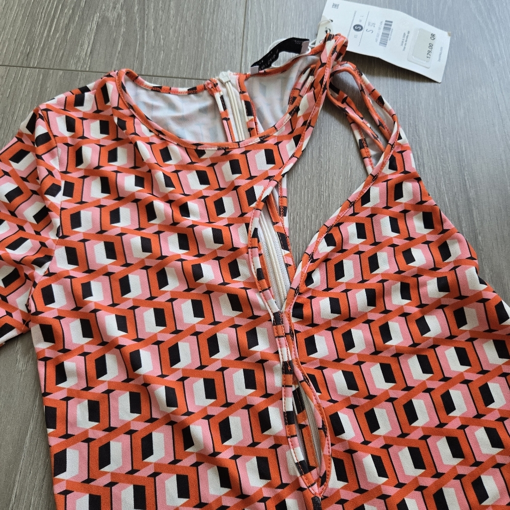 NWT BERSHKA Stylish Orange Patterned Jumpsuit SIZE S - Picture 4 of 5